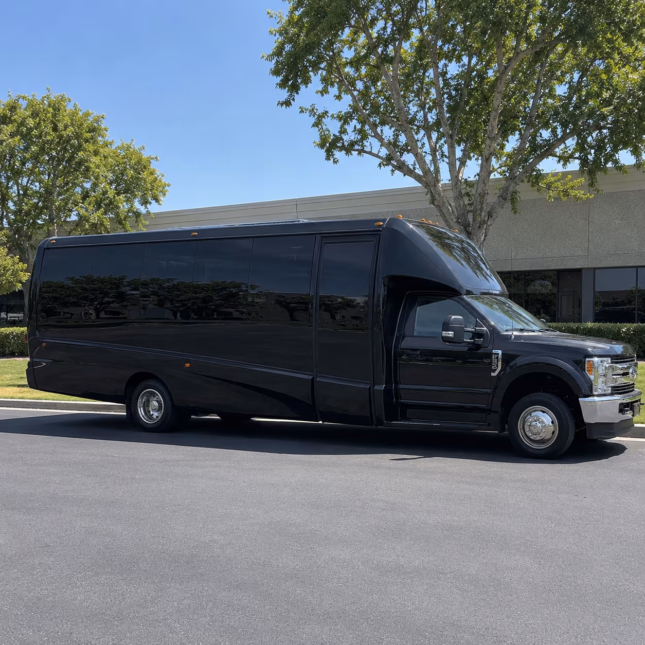 Ontario Homecoming & Prom Party Bus Rentals