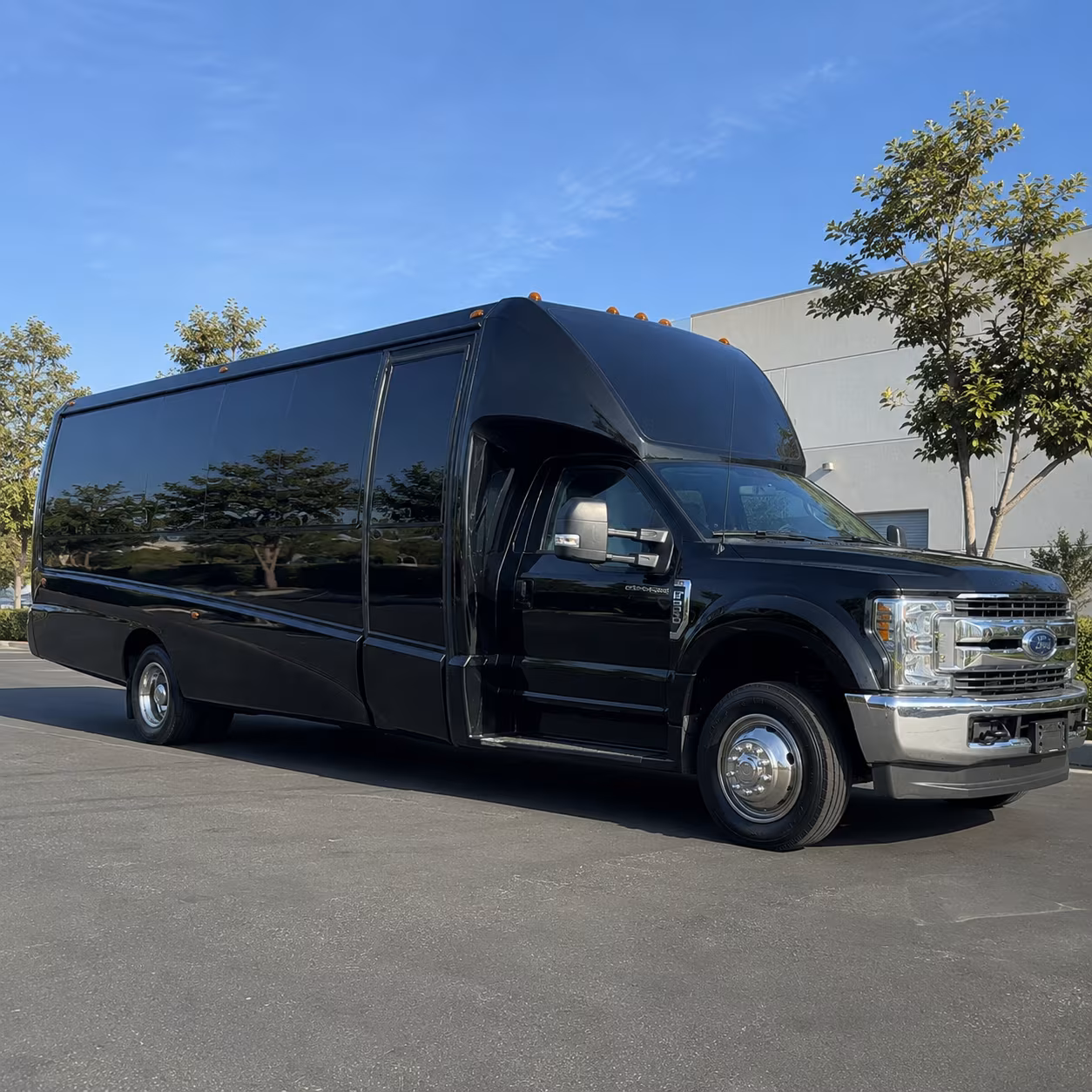 Pomona Winery Tour & Pub Crawl Transportation