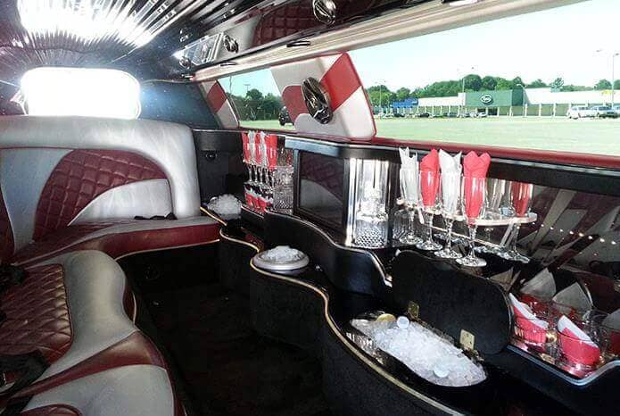 Ontario Infiniti Limo Interior