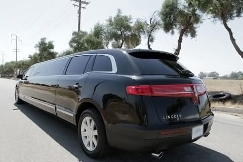 Ontario Lincoln Mkt Limos Interior